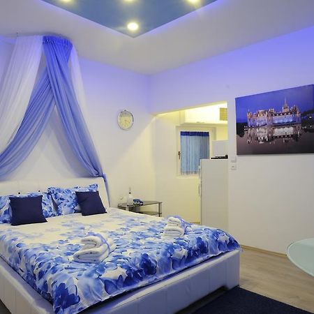 Apartment Rinaldi Lux Belgrad Zewnętrze zdjęcie