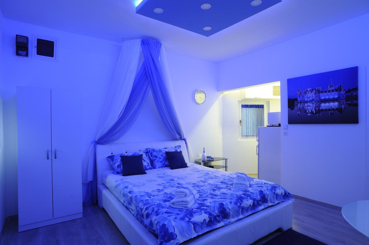 Apartment Rinaldi Lux Belgrad Zewnętrze zdjęcie